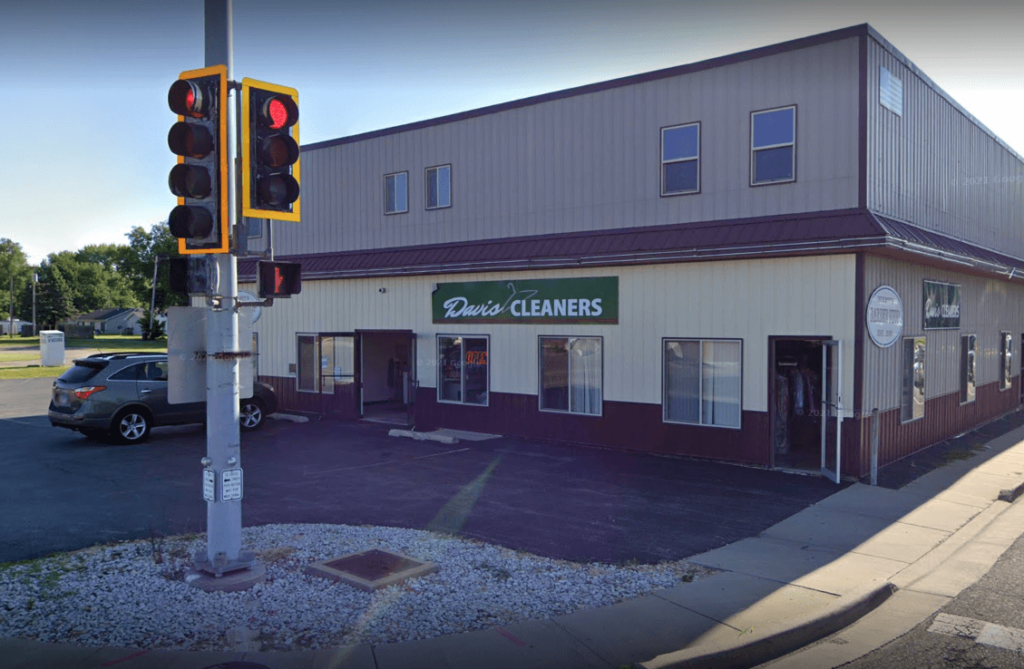 Davis Cleaners Outside 6th street location